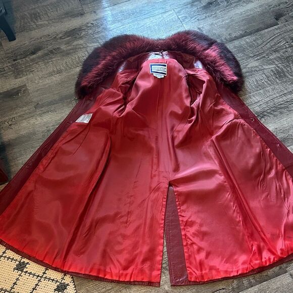 Vintage 1-of-a-Kind Burgundy-Red Leather Jacket with Ombré Collar - Picture 10 of 13